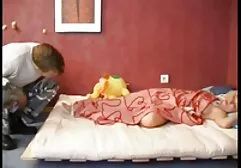 Pollo nella vagina Zoe. video erotic gratis