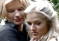 Redhead portare massaggi giapponesi sexi un partner in bocca a raggiungere l'orgasmo.