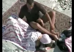 Belle ragazze amano il film erotici con lesbiche sesso orale.