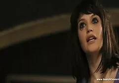 Ottiene una sborrata dopo aver massaggi giapponesi sexy urlato.