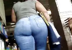 Avere una relazione con una giovane moglie mentre filmeroticogratis dormi.