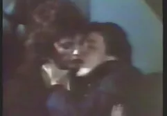 Farfalla della notte viene a video erotici italiani gratis un uomo di colore a scopare.