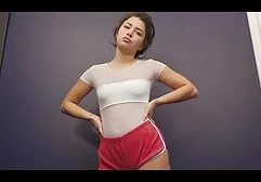 Victoria a cavallo video sex erotico di un vecchio amico in soffitta di una casa