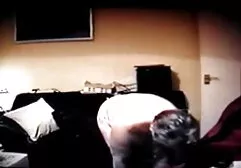 Khokhlushka dita il film porno erotici italiani cappello sul letto.