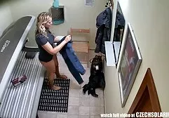 Sesso lesbico film video erotici durante la ginnastica.