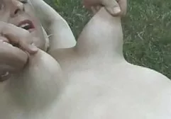 Riley video di film erotici Reid e il suo fidanzato fanno l'amore.