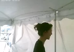 Anna Dominic Masturbazione sul divano. film erotici trans