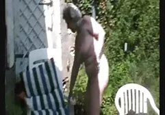 Uomini adulti leccare vagina cameriera e il suo cazzo in video erotici in lingua italiana un bar