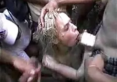 Marcus ha messo la sua video erotici stupro ragazza nel culo.