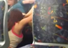 Il capitano stava friggendo video erotici anni 80 le cheerleader.