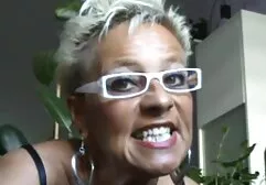 Tizio ha dato il fallo a succhiare bionda 18 anni e lo strappò donne erotiche gratis nella vagina