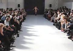 In video erotici anni 80 natura, cagna senza problemi fritti con due ragazzi