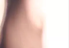 Ragazza cornea togliere il perizoma massaggi erotici hd e si masturba la figa bagnata