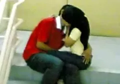 La bionda di una nota personale Runetki apertura della vagina e video erotici a gratis cretini