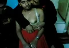 Alfach scoreggia le donne dopo il vino. video erotici tra donne