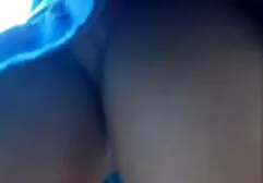 Grande cazzo succhia video erotici casalinghi molto a disagio.