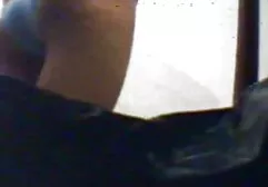 Modello video erotici sexy di moda di età compresa tra 18 anni posa nuda per la rivista maschile